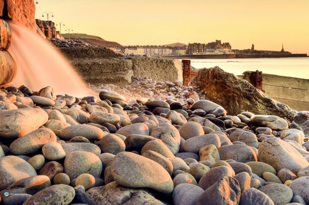 Queensbridge 3* Aberystwyth